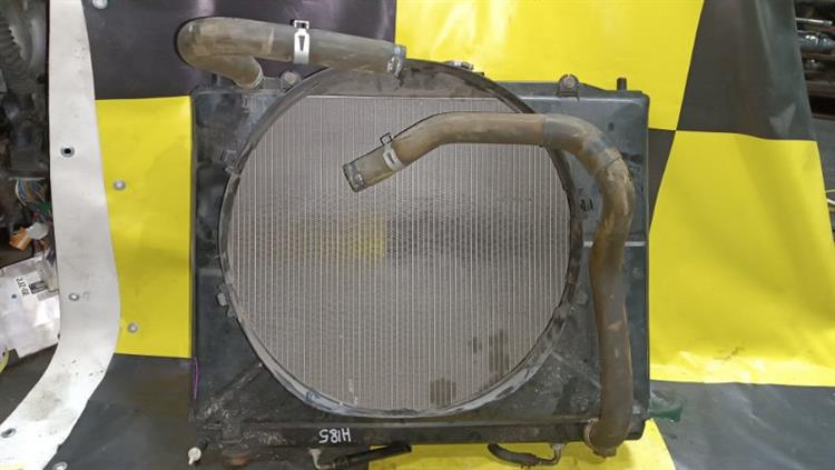 Радиатор основной Мицубиси Паджеро в Калуге 105204