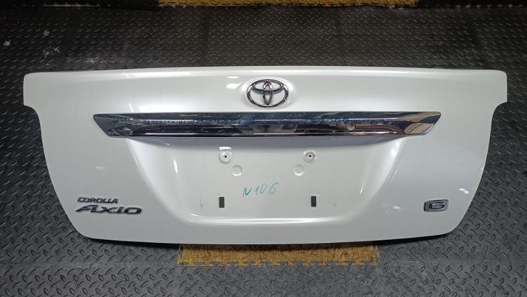 Крышка багажника Тойота Королла Аксио в Калуге 106946