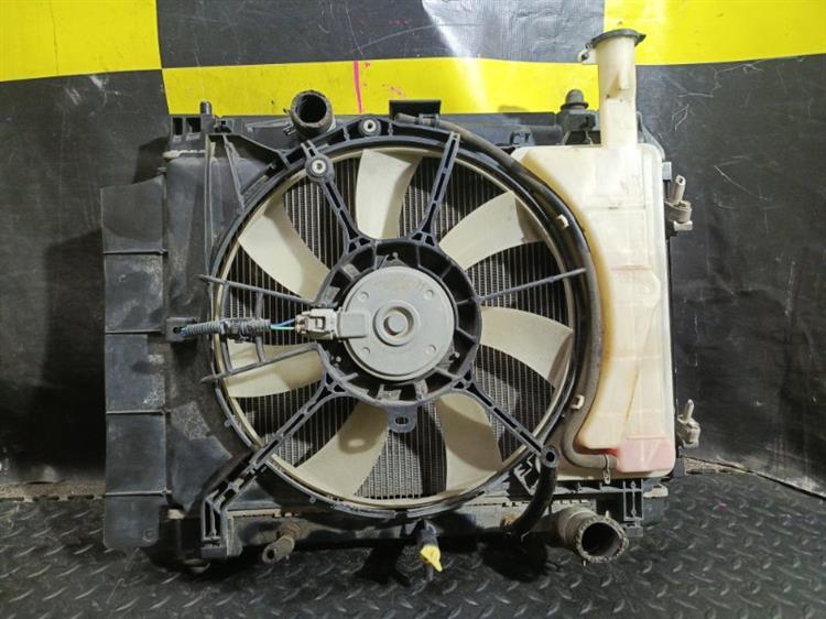 Радиатор основной Тойота Витц в Калуге 114337