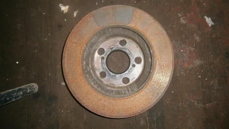 Тормозной диск Тойота Приус А в Калуге 12575