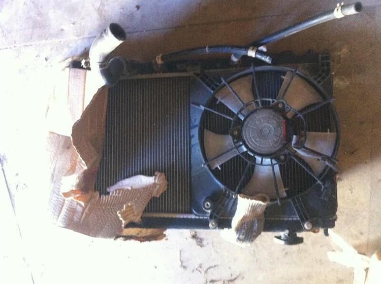 Радиатор основной Хонда Фит в Калуге 1288