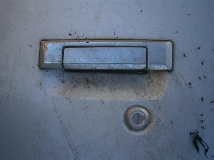 Дверь Тойота Таун Айс в Калуге 15445