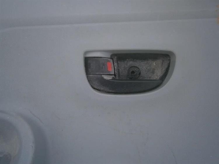 Дверь Тойота Приус в Калуге 66102