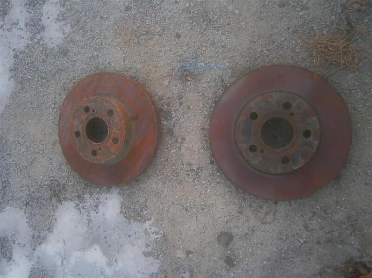 Тормозной диск Тойота Приус в Калуге 81564