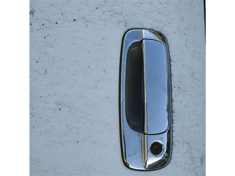 Дверь Тойота Краун в Калуге 94144